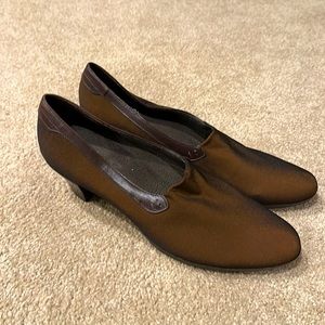 Munro 11.5 N brown dress shoes